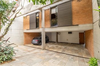 house em Rua Heitor de Morais, Pacaembu - São Paulo - SP