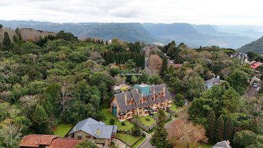 apartment em Rua Roberto Eduardo Xavier, Vale do Bosque - Gramado - RS