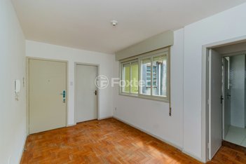 apartment em Avenida Assis Brasil, Passo da Areia - Porto Alegre - RS