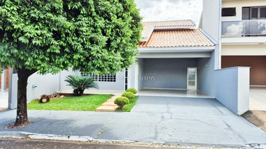 house em Rua Serra do Roncador, Bandeirantes - Londrina - PR
