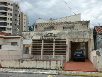 house em Rua Domingos Rodrigues Alves, Centro - Guaratinguetá - SP