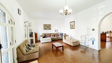house em Rua Sete de Setembro, Jardim Santa Clara - Taubaté - SP