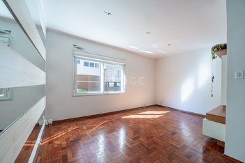 apartment em Rua Pedro Weingartner, Rio Branco - Porto Alegre - RS