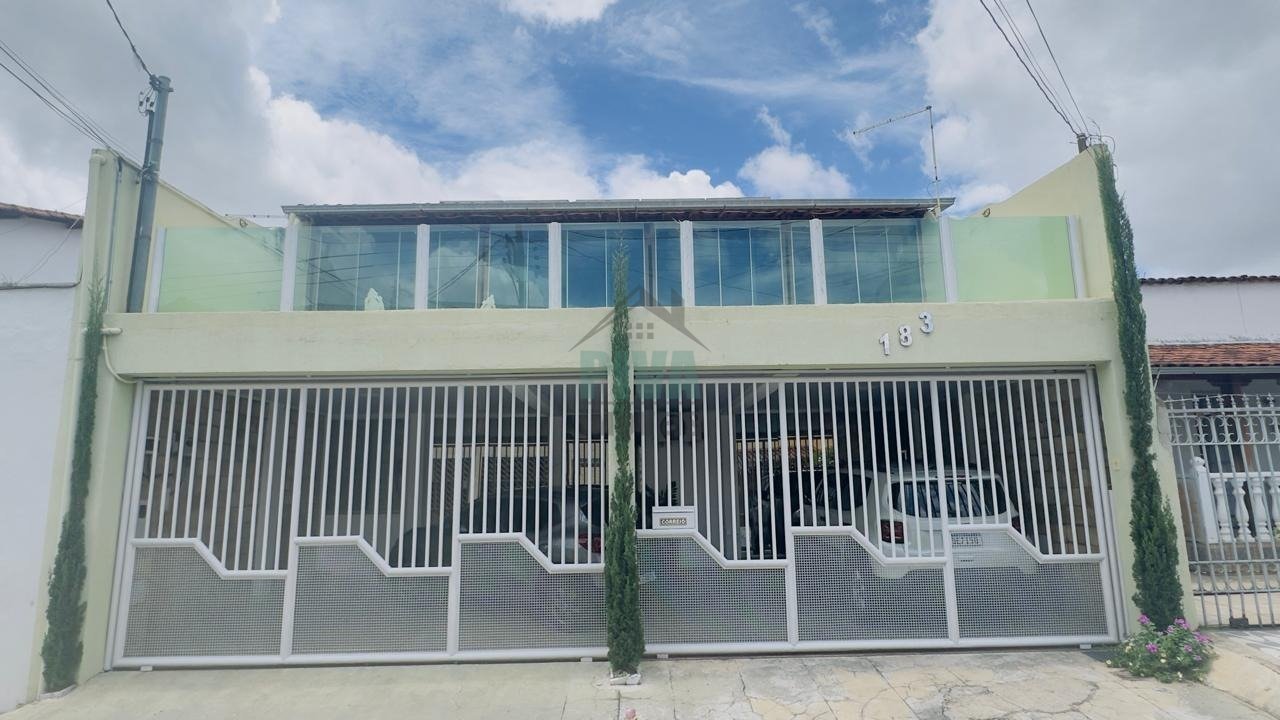 Casa com 3 quartos — Conjunto Celso Machado, Belo Horizonte