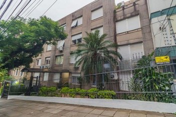 apartment em Rua Felipe Camarão, Rio Branco - Porto Alegre - RS
