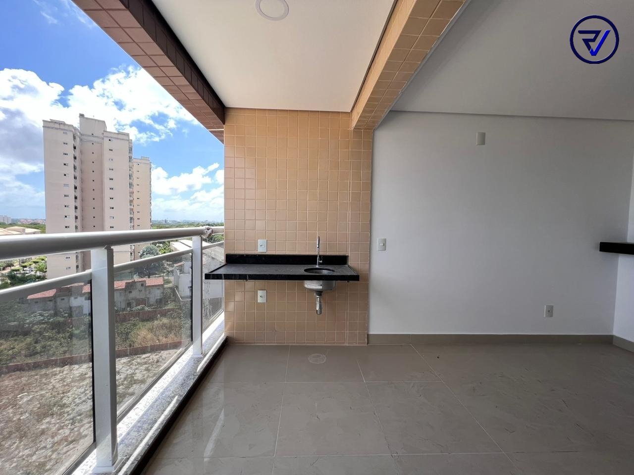 295a53aa-225f-4cfb-9b32-74d483d28f6d