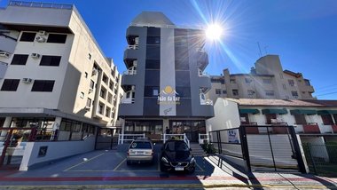 apartment em Rua Manoel Mancellos Moura, Canasvieiras - Florianópolis - SC