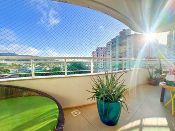 apartment em Avenida Itamarati, Itacorubi - Florianópolis - SC