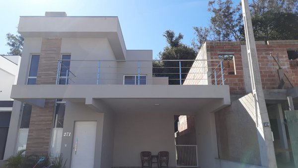 Cômodo Condomínio