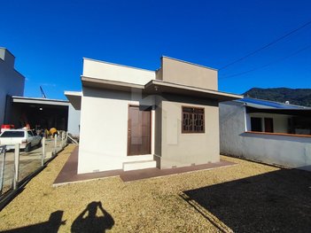 house em Rua Henrique Oswaldo Frankowiack, João Pessoa - Jaraguá do Sul - SC