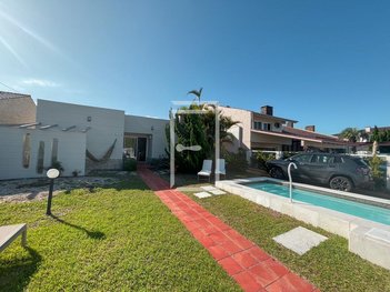 house em Rua Guaiá das Pedras, Centro - Xangri-Lá - RS