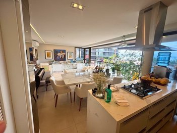 apartment em Jornalista Haroldo Callado, Jurerê - Florianópolis - SC