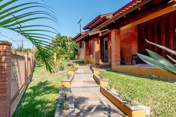 house em Rua Kyve T. Knijnik, Espírito Santo - Porto Alegre - RS