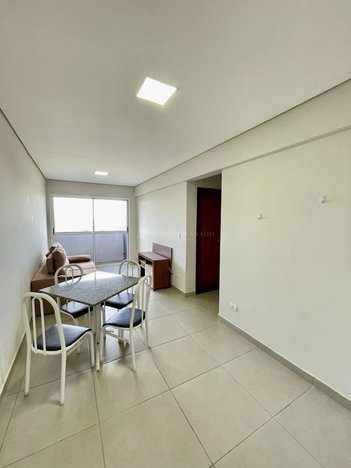 apartment em Avenida Doutor Mário Clapier Urbinati, Zona 07 - Maringá - PR