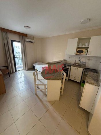 apartment em Rua Jorge Tibiriçá, Gonzaga - Santos - SP