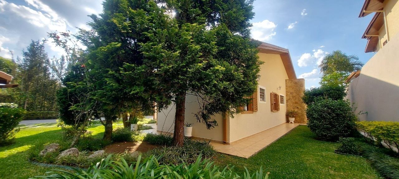 casa a venda no condominio monte catine vista frente lateral direita