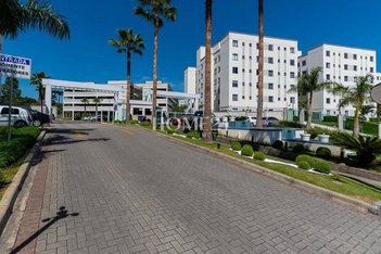 apartment em Rua Lothario Boutin, Pinheirinho - Curitiba - PR