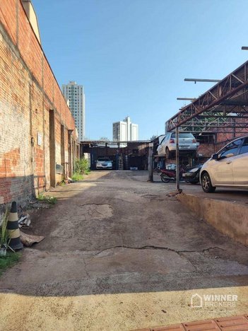industrial em Rua Mossoró, Centro - Londrina - PR