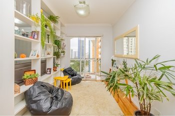 apartment em Rua Doutor Oscar Monteiro de Barros, Vila Suzana - São Paulo - SP