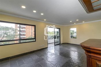 apartment em Avenida Chibarás, Moema - São Paulo - SP