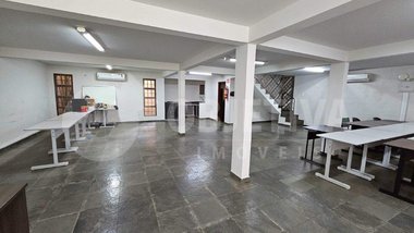 office em Rua Araxá, Osvaldo Rezende - Uberlândia - MG