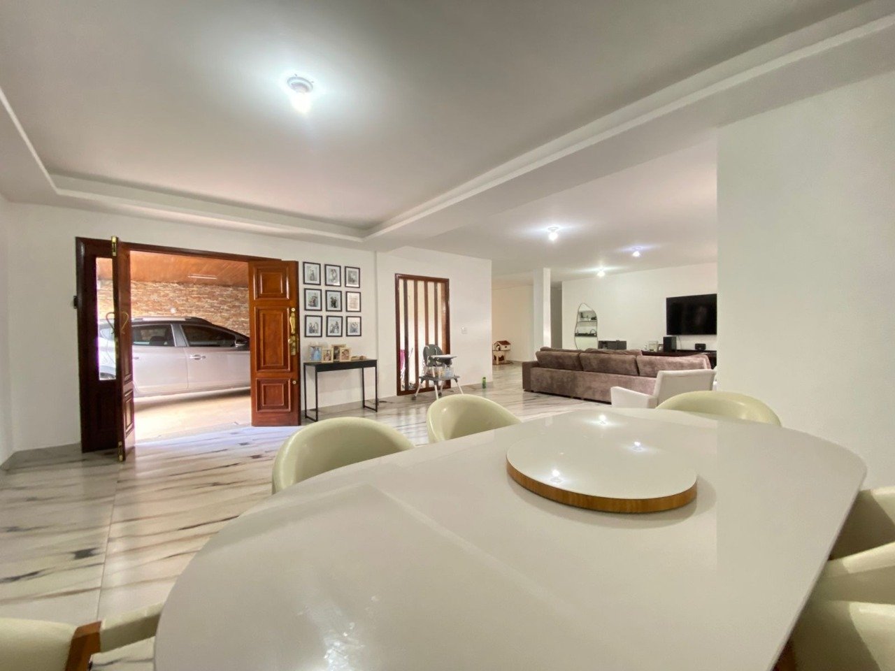 Casa com 4 quartos — Castelo, Belo Horizonte