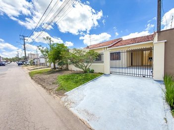 house em Avenida Santa Catarina, Roseira de São Sebastião - São José dos Pinhais - PR