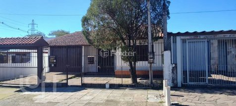 house em Avenida Salvador Leão, Sarandi - Porto Alegre - RS