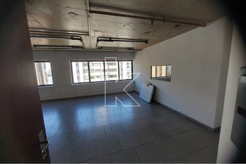 office em Avenida Ibijaú, Indianópolis - São Paulo - SP