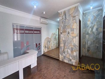 office em Rua Capitão Adão Pereira da Silva Cabral, Centro - São Carlos - SP