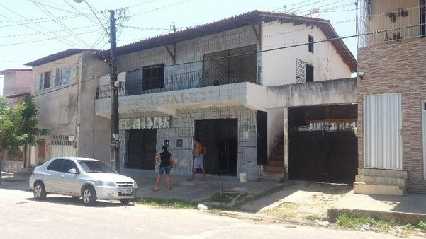 Cômodo Condomínio