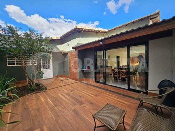 house em Avenida Sacramento, Martins - Uberlândia - MG