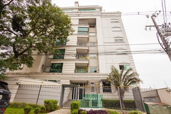 apartment em Rua José Sabóia Côrtes, Centro Cívico - Curitiba - PR