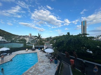 apartment em Tom Traugott Wildi, Praia Brava - Florianópolis - SC