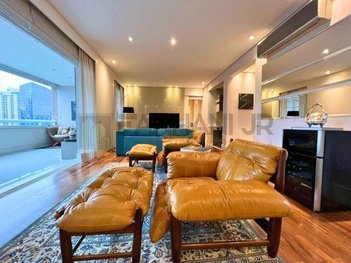 apartment em Rua Benedito Lapin, Itaim Bibi - São Paulo - SP