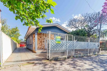 house em Rua Arapei, Cristal - Porto Alegre - RS