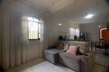 house em Avenida Ernesto Menato, Centro Alto - Ribeirão Pires - SP
