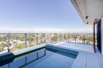 apartment em Rua José Domakoski, Bigorrilho - Curitiba - PR