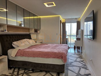 house em Praça Antônia Maturano Lago, Vila Roque - São Paulo - SP