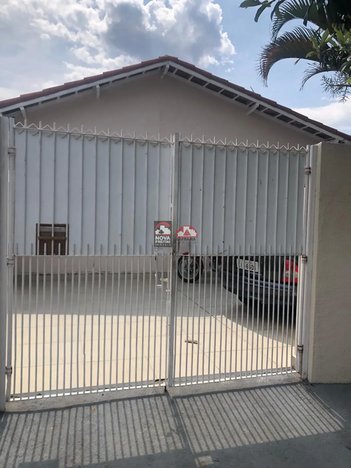 house em Rua Javaes, Conjunto Residencial Vale dos Pinheiros - São José dos Campos - SP