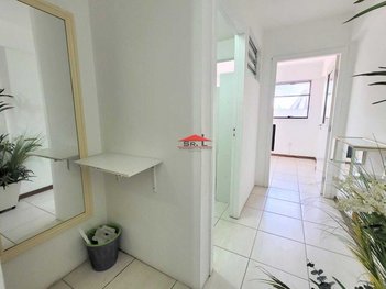 office em Rua Açores, Passo da Areia - Porto Alegre - RS