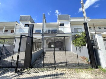 house em Rua Lagoa do Peixe, Sarandi - Porto Alegre - RS