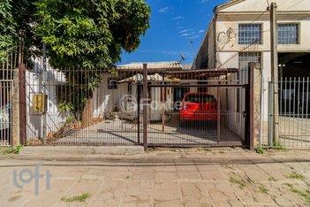house em Conselheiro Travassos, Floresta - Porto Alegre - RS