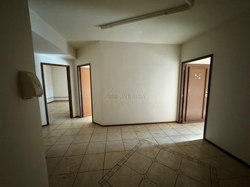 office em Avenida Maringá, Vitória - Londrina - PR