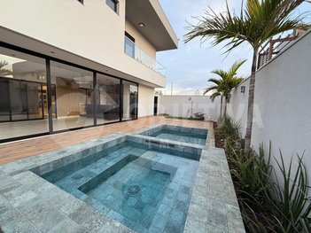 house em Rua Argemiro Costa, Nova Uberlândia - Uberlândia - MG