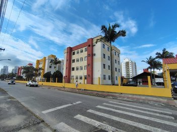 apartment em Rua Cônego Rodolfo Machado, Rio Caveiras - Biguaçu - SC