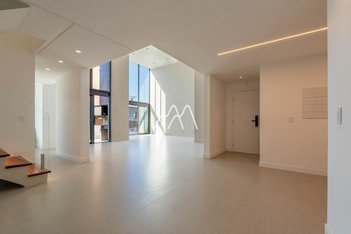 apartment em Rua dos Polvos, Jurerê - Florianópolis - SC