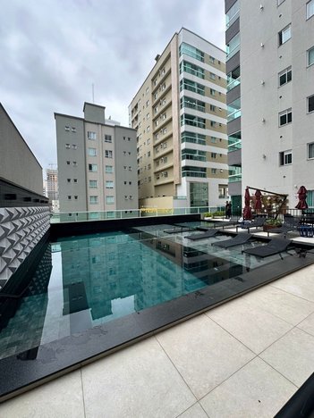 apartment em Rua 254, Meia Praia - Itapema - SC
