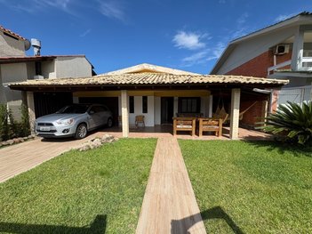 house em Rua da Várzea, Centro - Xangri-Lá - RS