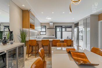 house em Rua Padre Júlio Saavedra, Uberaba - Curitiba - PR